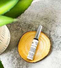 Load image into Gallery viewer, Eyelash Growth Serum