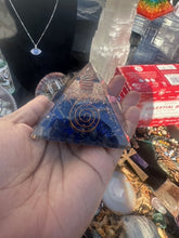 Load image into Gallery viewer, Orgonite Pyramids