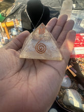 Load image into Gallery viewer, Orgonite Pyramids